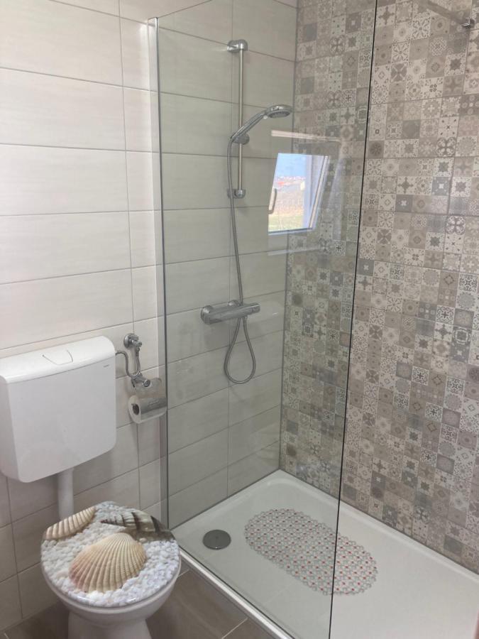 Apartmani Dorijan Vrsi Exterior foto